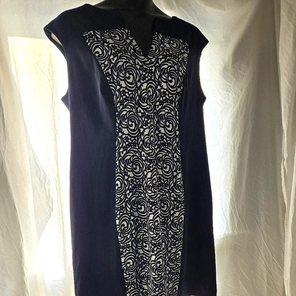 Cute Shift Dress EUC - Picture 9 of 9